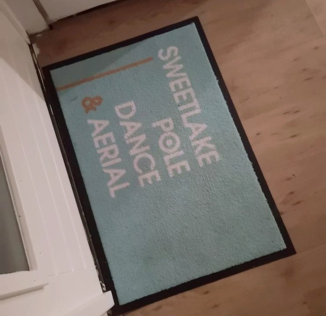 Deurmat met logo dansstudio